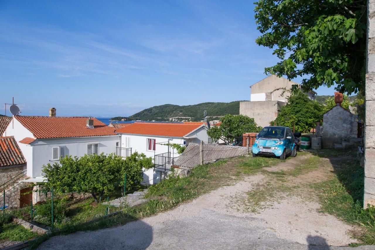 Strma Apartments Vis Esterno foto