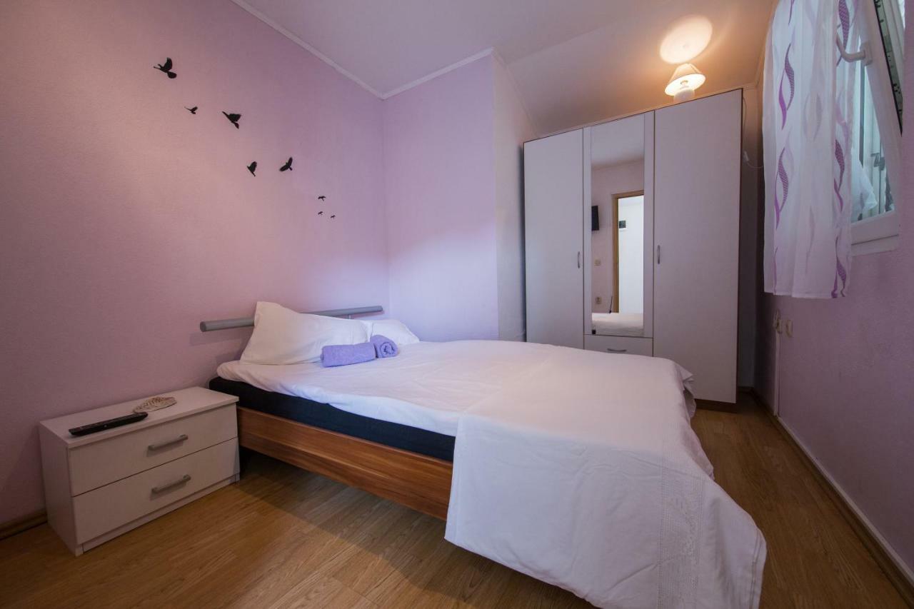 Strma Apartments Vis Esterno foto