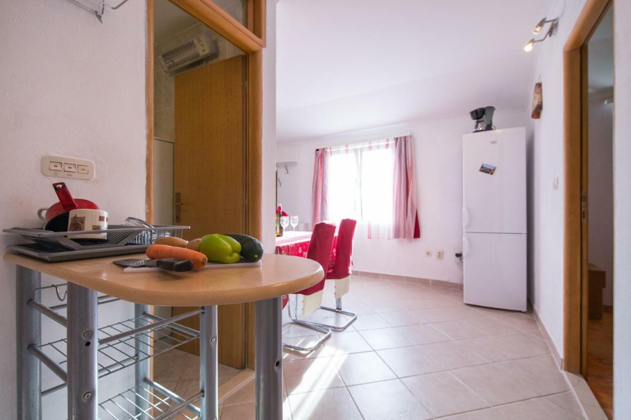 Strma Apartments Vis Esterno foto